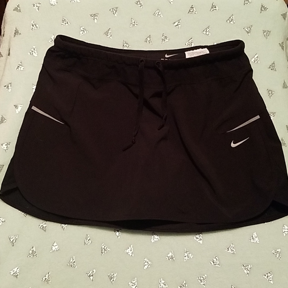 Nike Women's Black Dri-Fit Running Skirt XS
